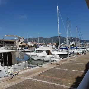 marina-2-roses.topcostabravahotels.com/